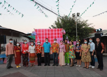 ยโสธรหนุนตลาดต้องชมถนนคนเดินยโสธรย่านเมืองเก่าบ้านสิงห์ท่าทุกวันเสาร์